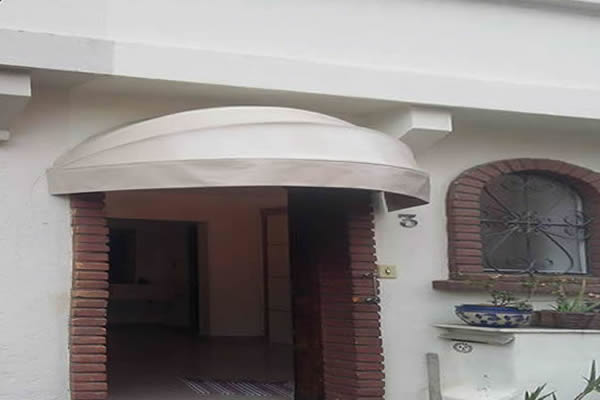 Toldo para porta